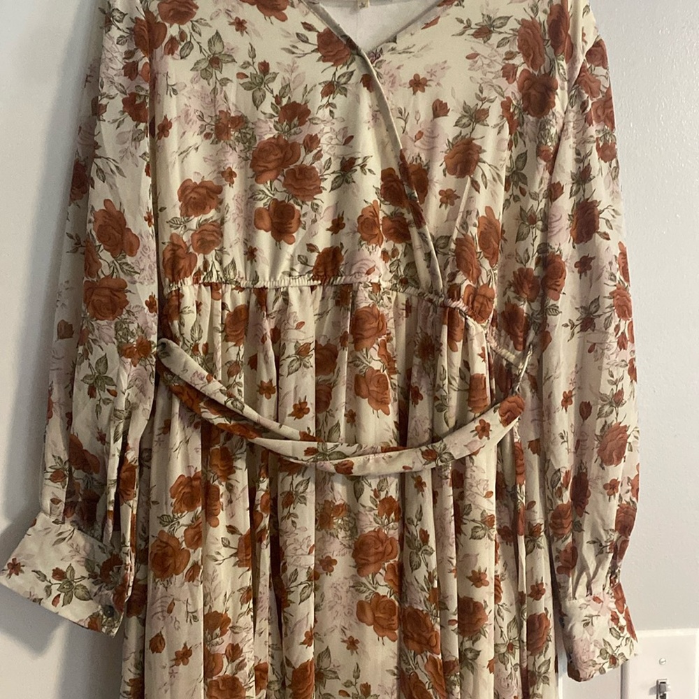 Ladies floral maxi dress